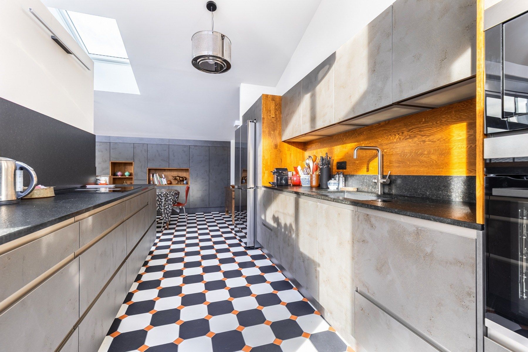 appartement 7 Pièces en vente sur BORDEAUX (33000)