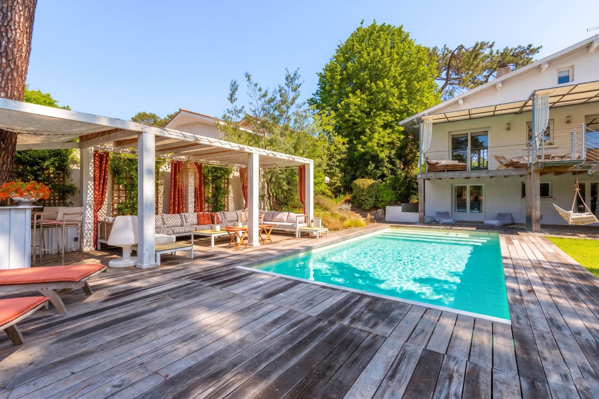 house 9 Rooms for sale on ARCACHON (33120)