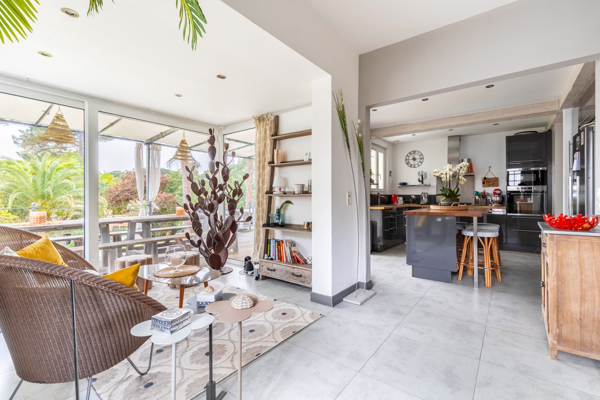 house 9 Rooms for sale on ARCACHON (33120)