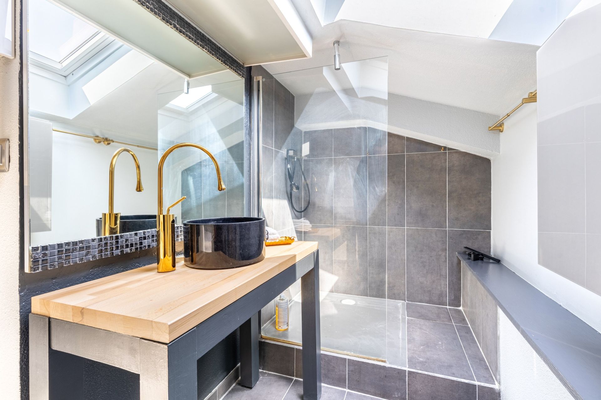 apartment 2 Rooms for sale on BORDEAUX (33000)