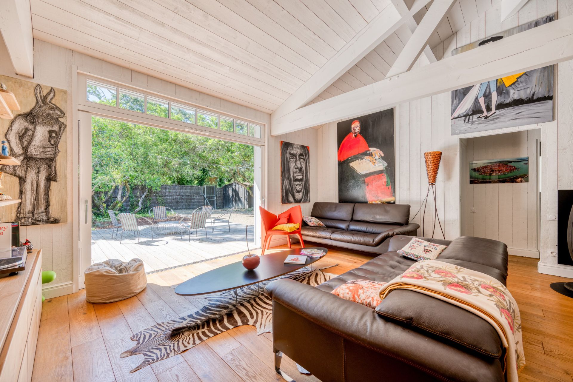 house 6 Rooms for sale on CAP FERRET (33970)