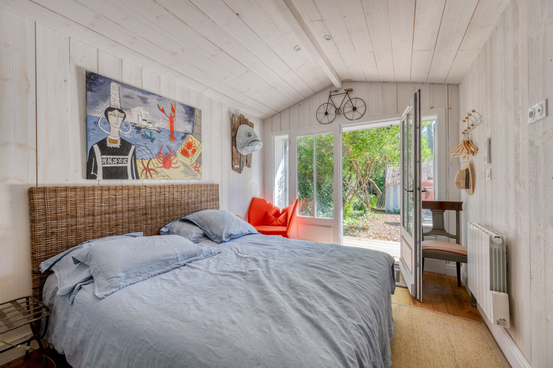 house 6 Rooms for sale on CAP FERRET (33970)