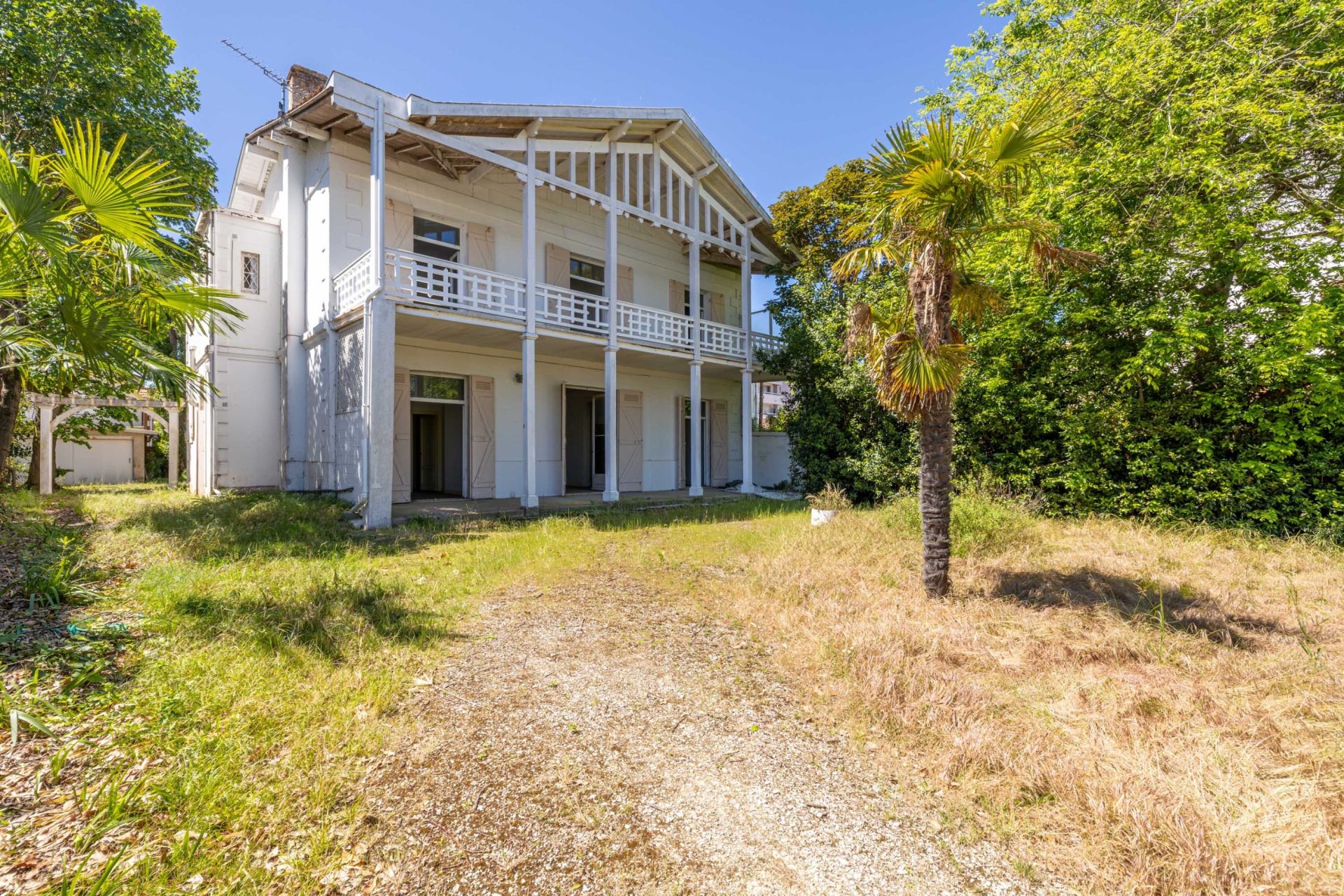 house 10 Rooms for sale on ARCACHON (33120)