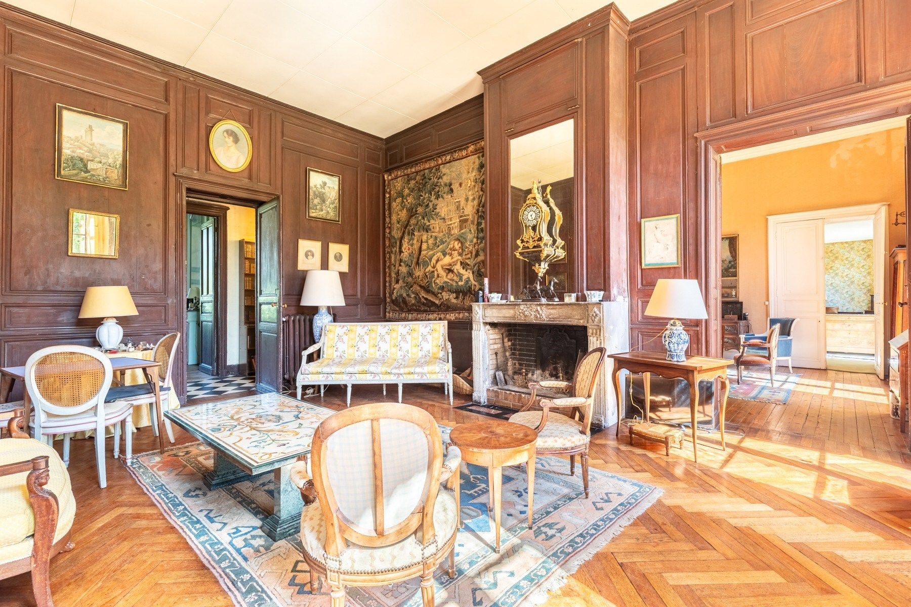house 25 Rooms for sale on BORDEAUX (33000)