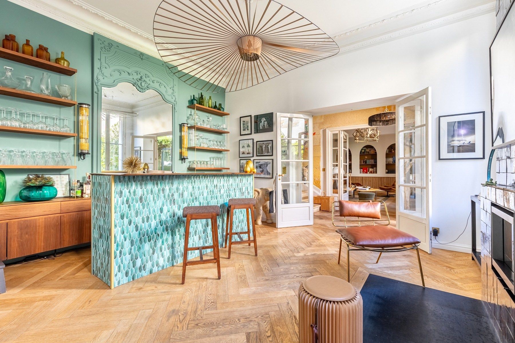 house 9 Rooms for sale on BORDEAUX (33000)