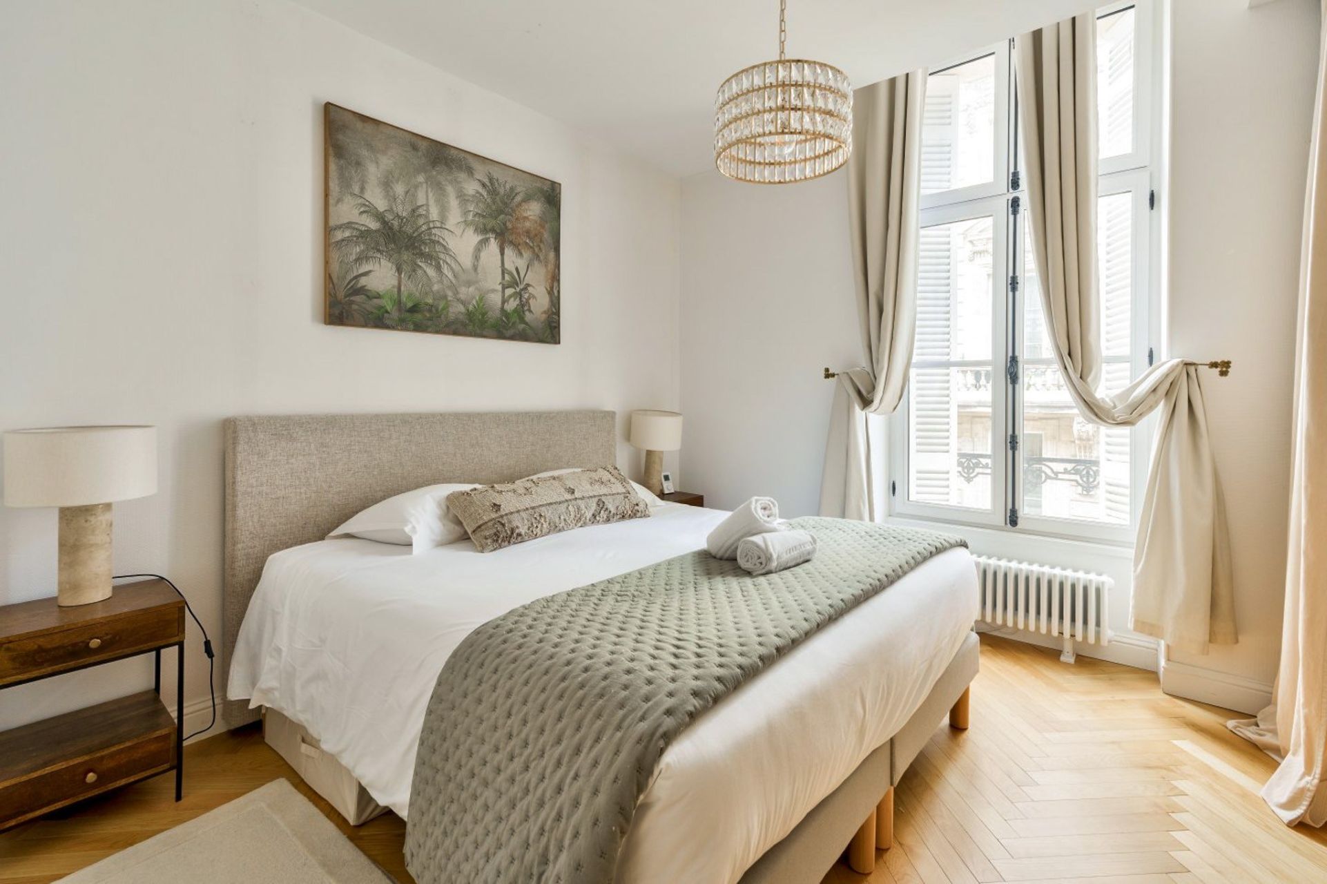 apartment 3 Rooms for sale on BORDEAUX (33000)