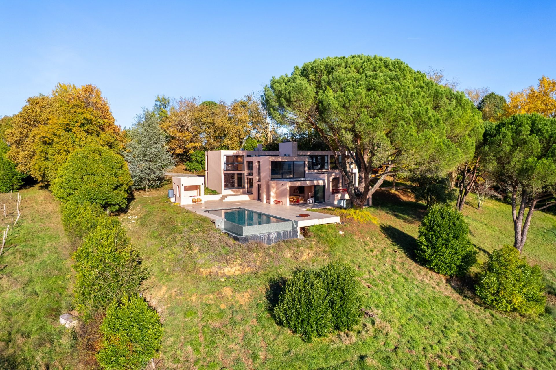 propriété 12 Pièces en vente sur BORDEAUX (33000)