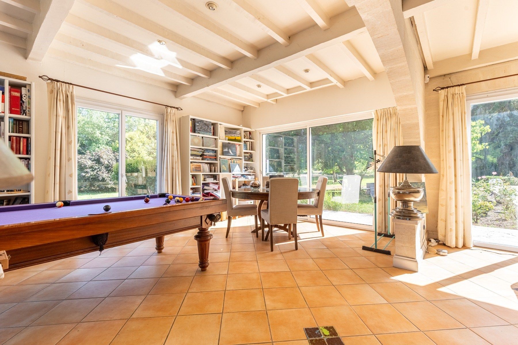 house 6 Rooms for sale on LA BREDE (33650)