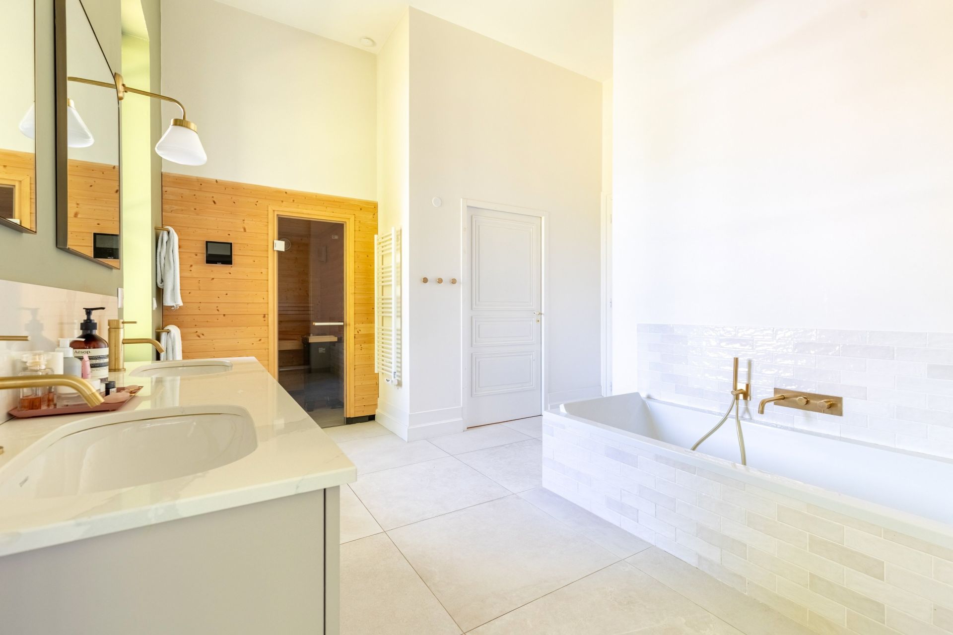 maison 12 Pièces en vente sur GUJAN MESTRAS (33470)