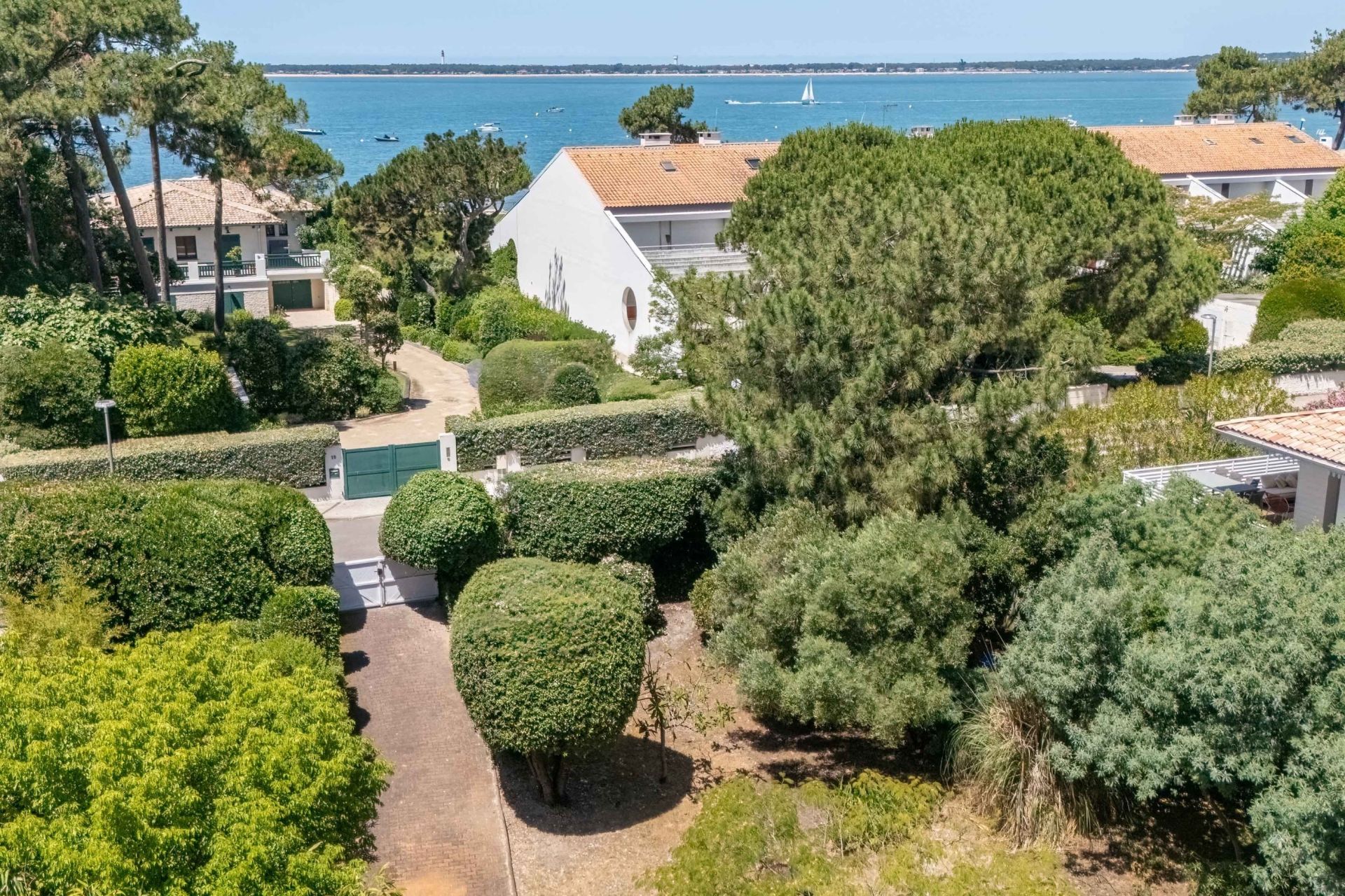 house 8 Rooms for sale on PYLA SUR MER (33115)