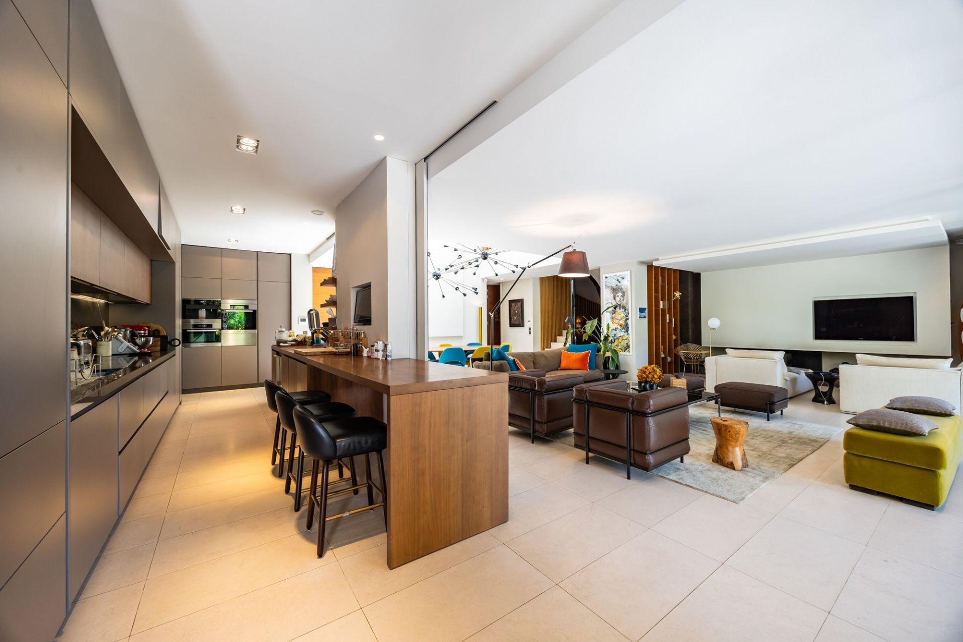 maison 8 Pièces en vente sur BORDEAUX (33000)