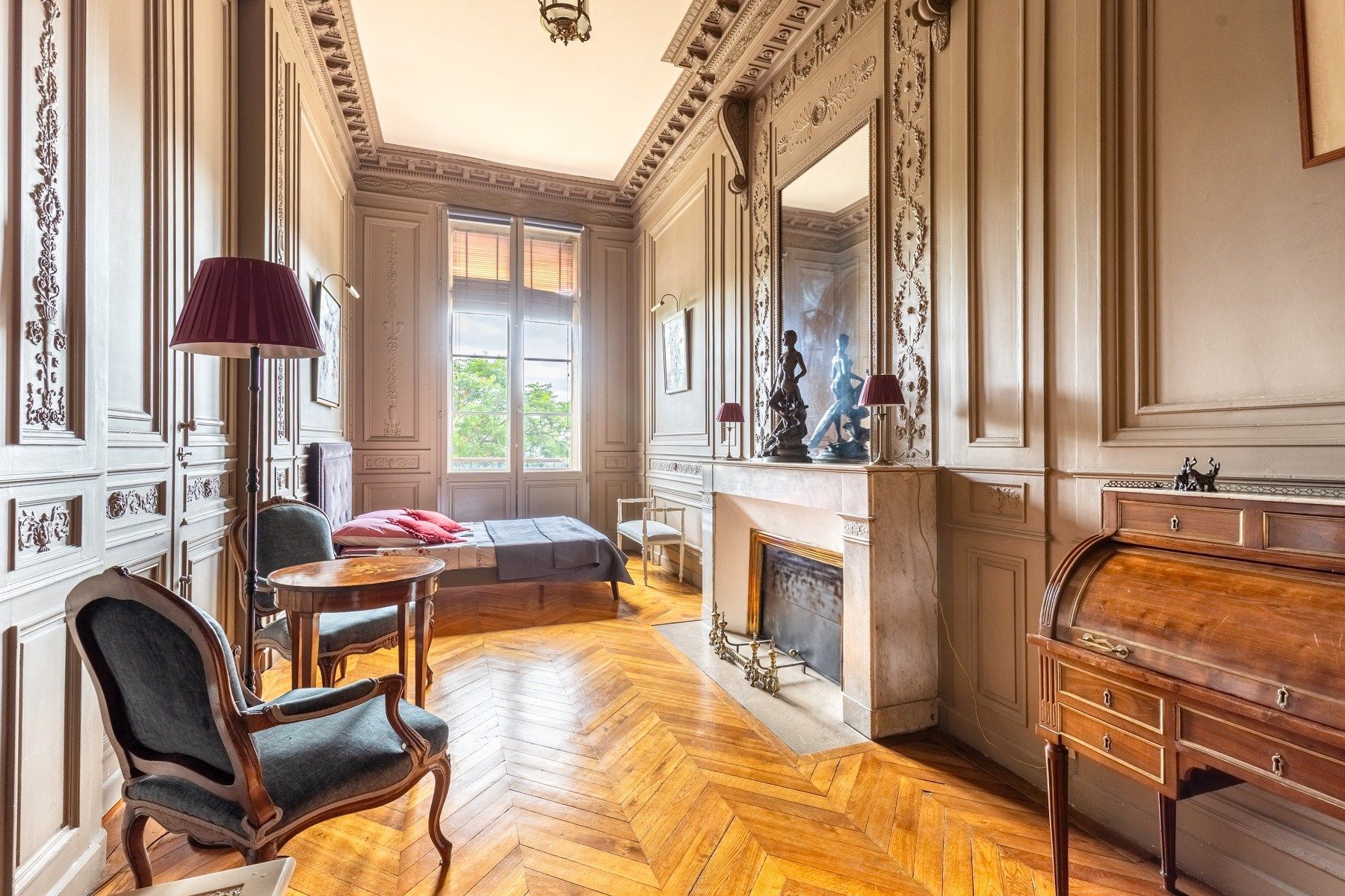 appartement 9 Pièces en vente sur BORDEAUX (33000)