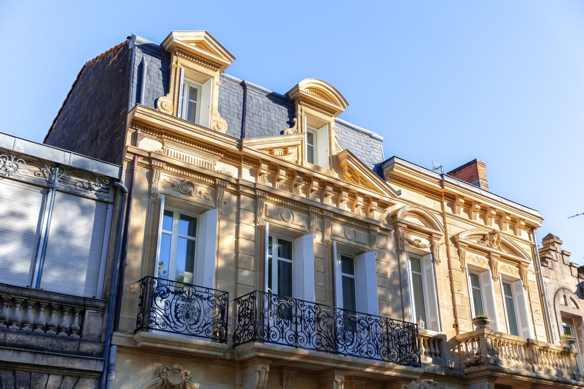 house 8 Rooms for sale on BORDEAUX (33000)