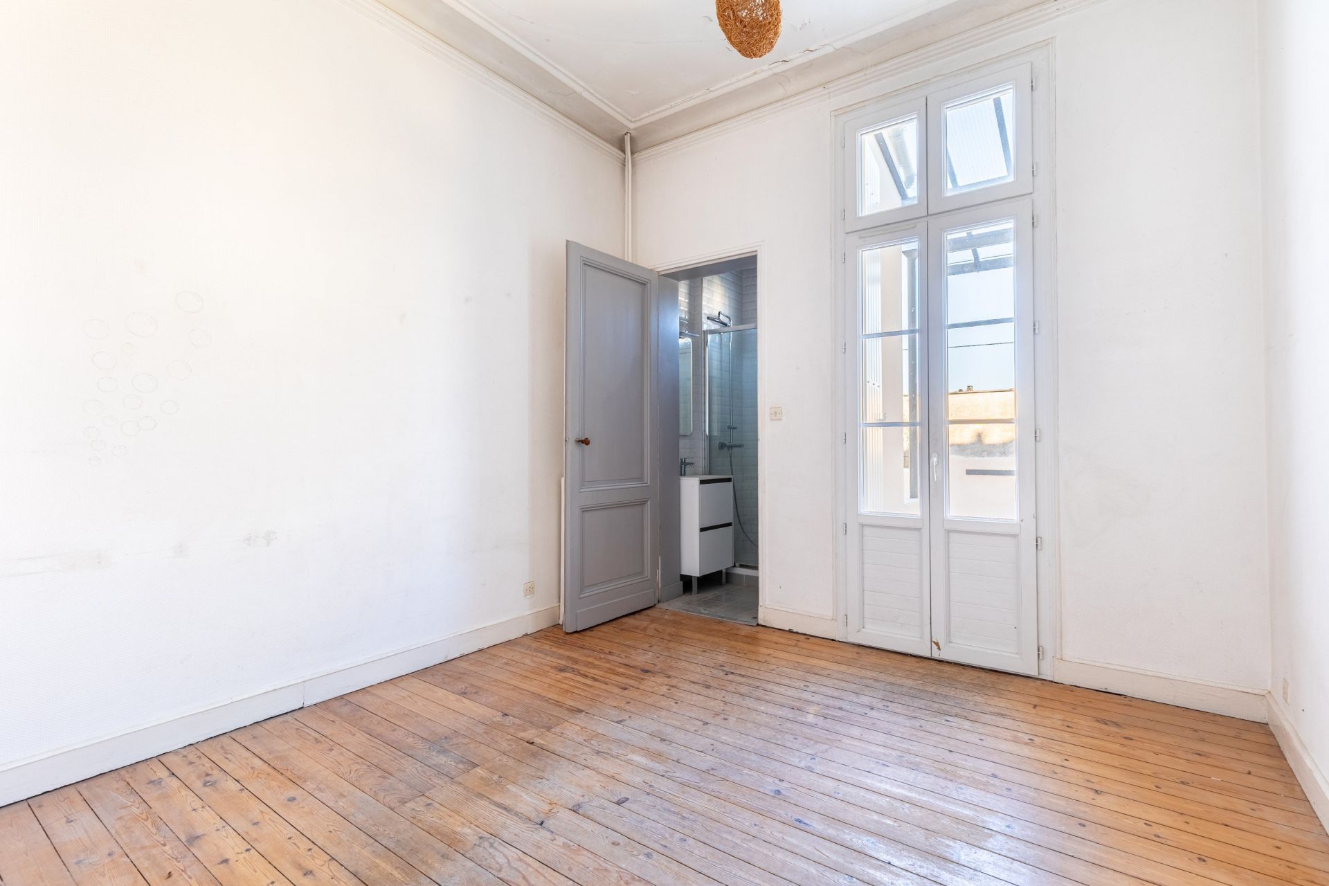 maison 8 Pièces en vente sur BORDEAUX (33000)