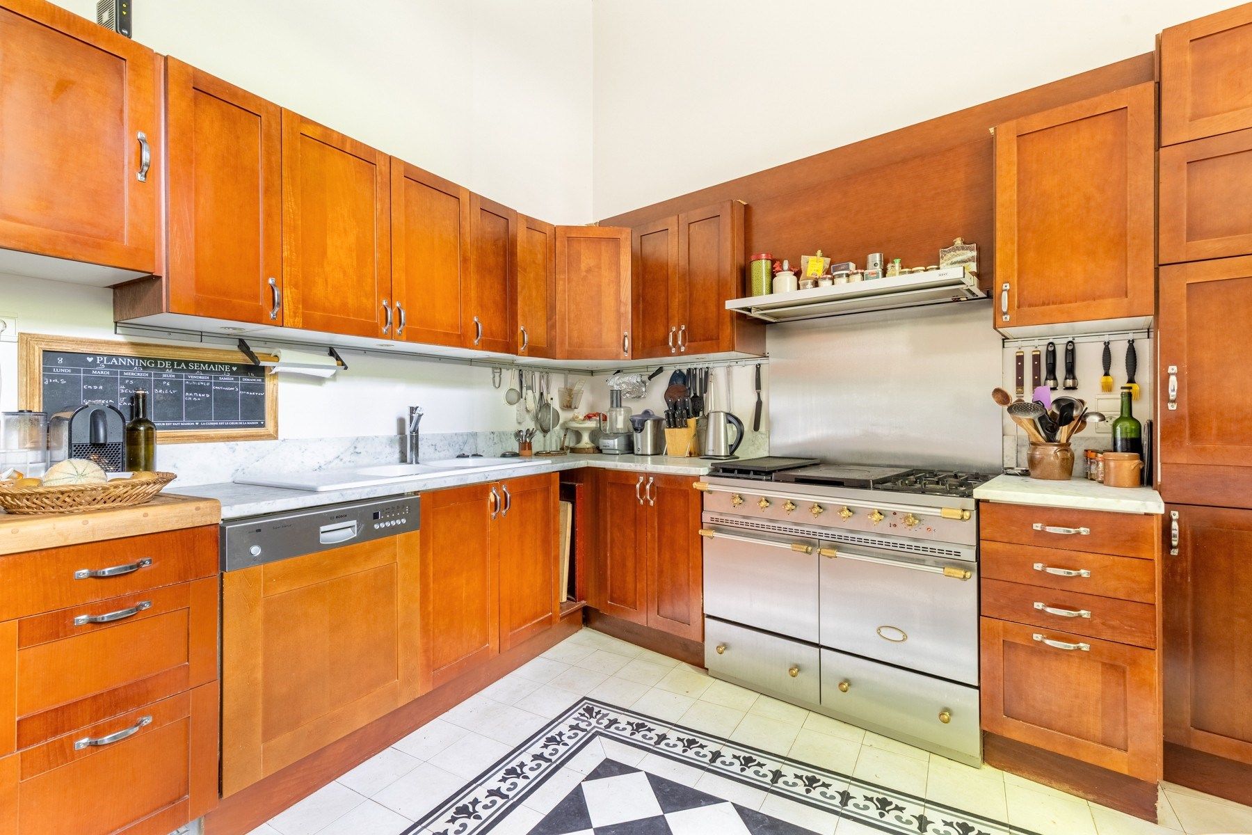 maison 12 Pièces en vente sur BORDEAUX (33000)