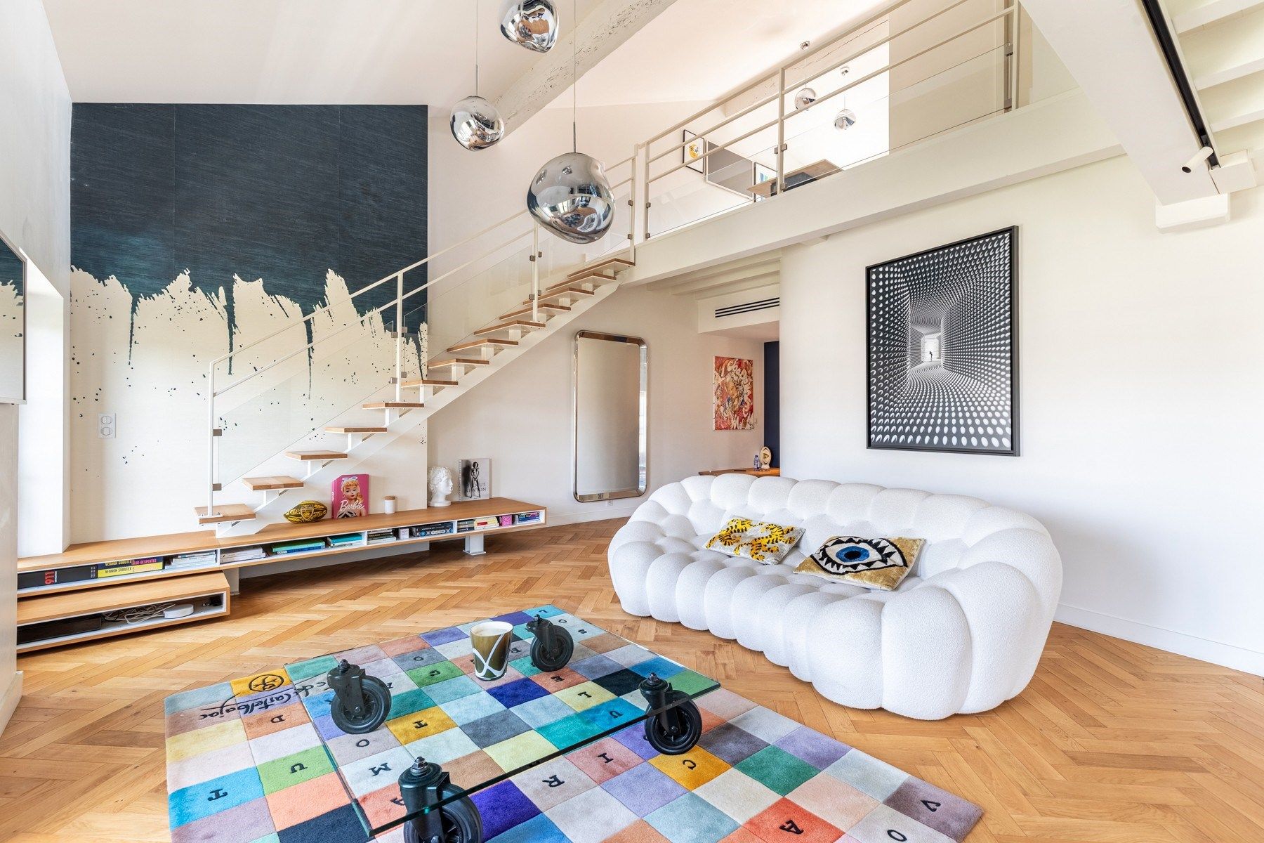 apartment 4 Rooms for sale on BORDEAUX (33000)
