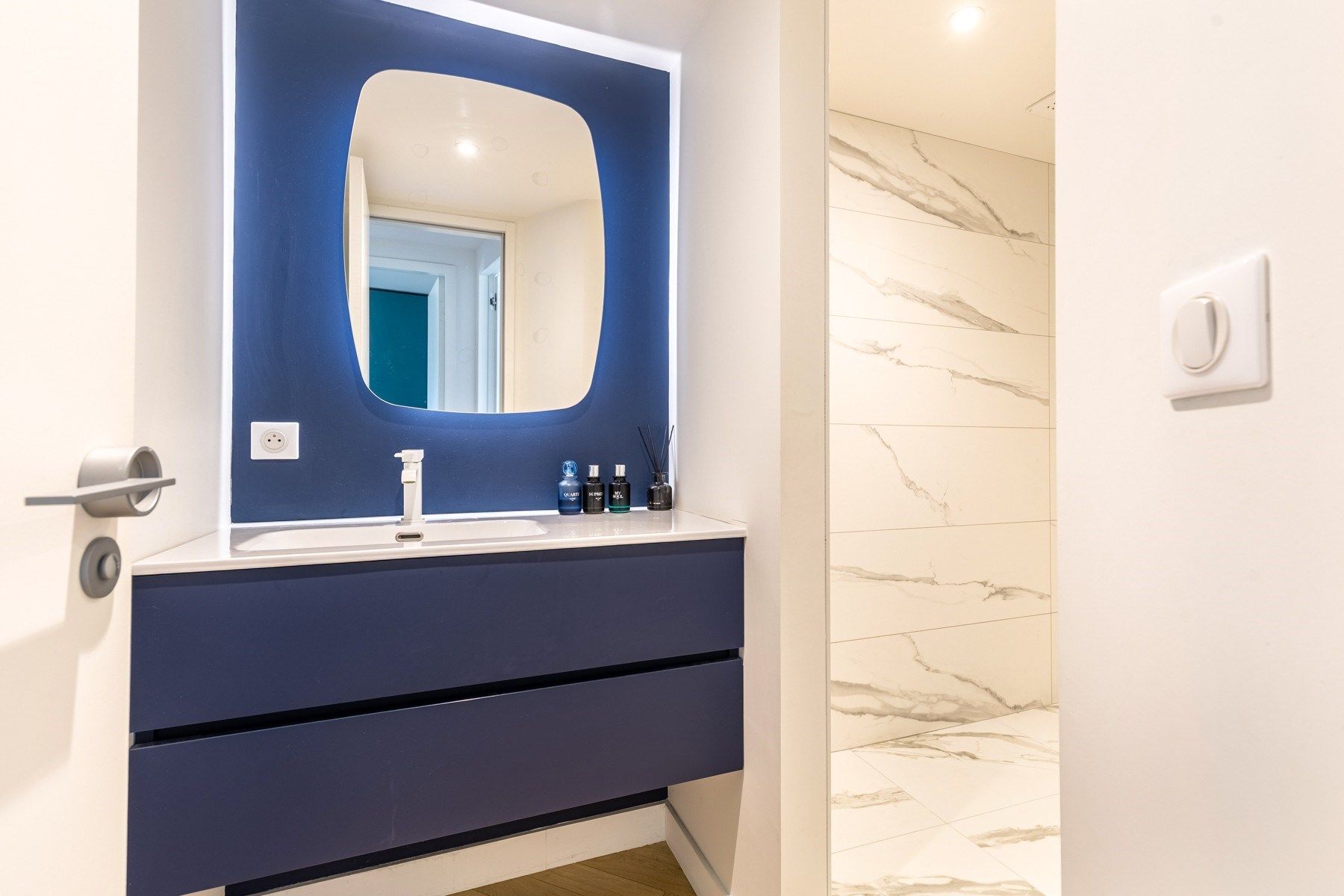 apartment 4 Rooms for sale on BORDEAUX (33000)
