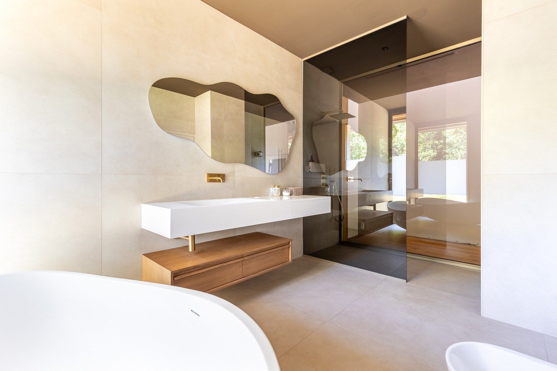 house 10 Rooms for sale on BORDEAUX (33000)