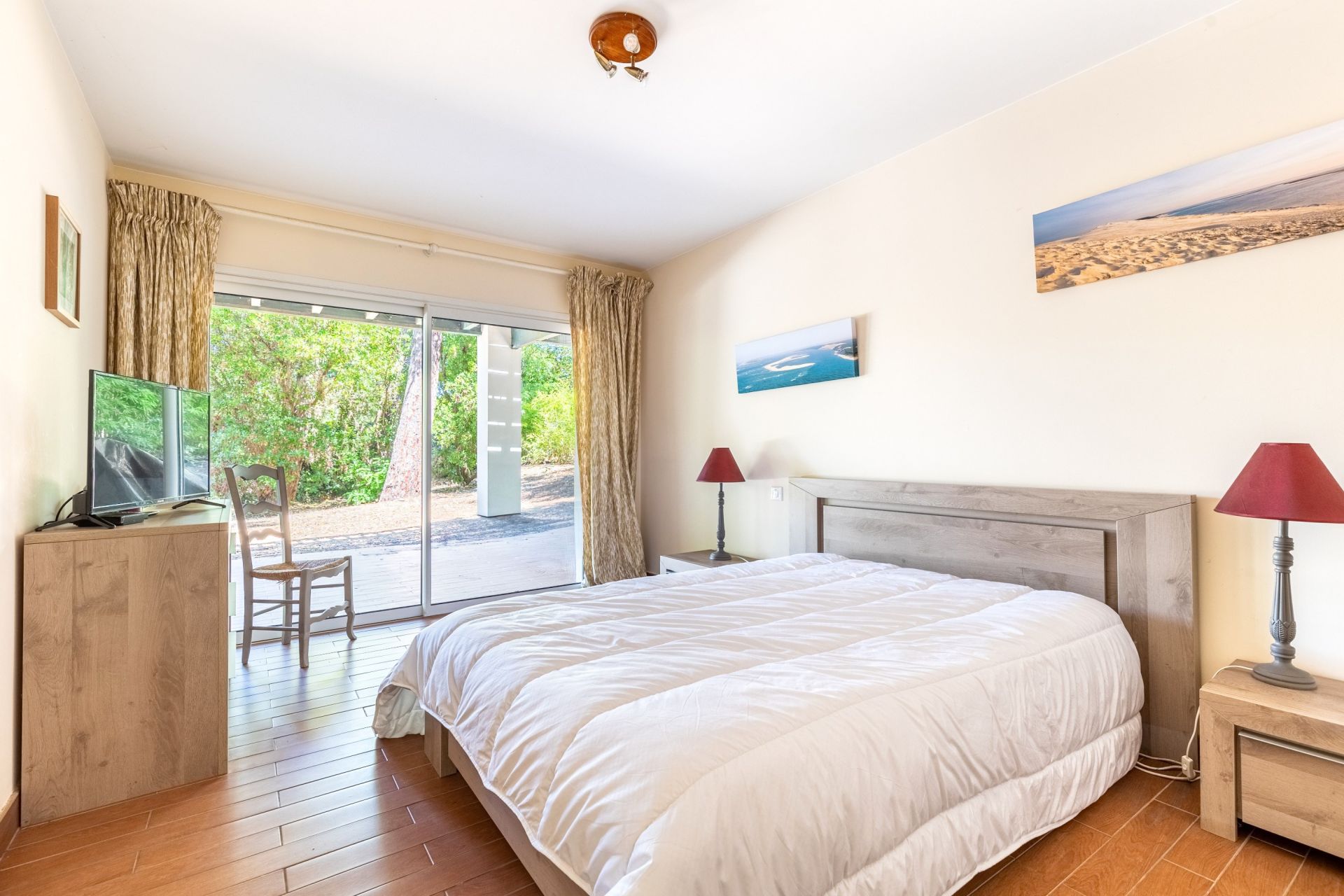 house 7 Rooms for sale on PYLA SUR MER (33115)