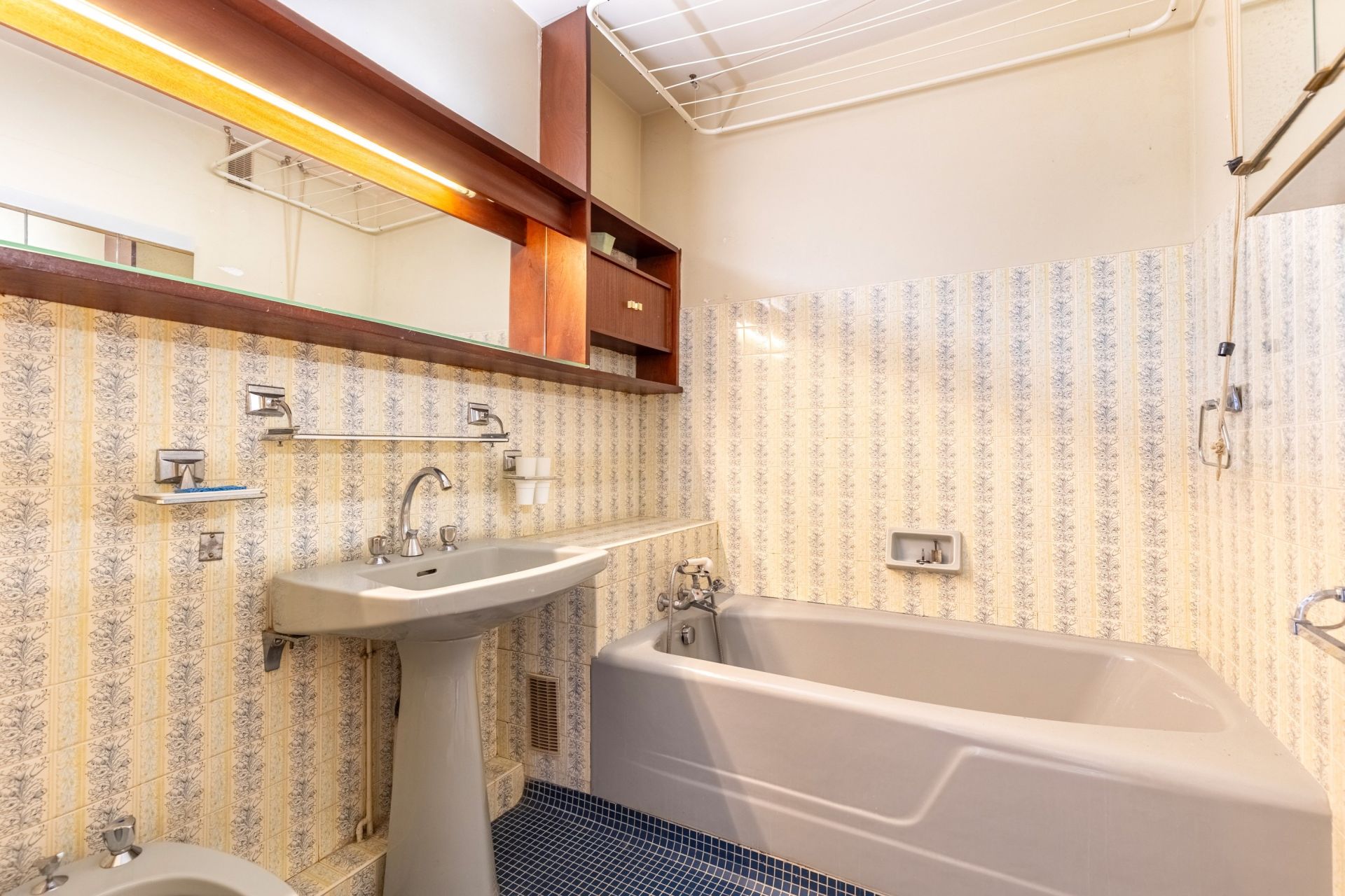 apartment 3 Rooms for sale on ARCACHON (33120)