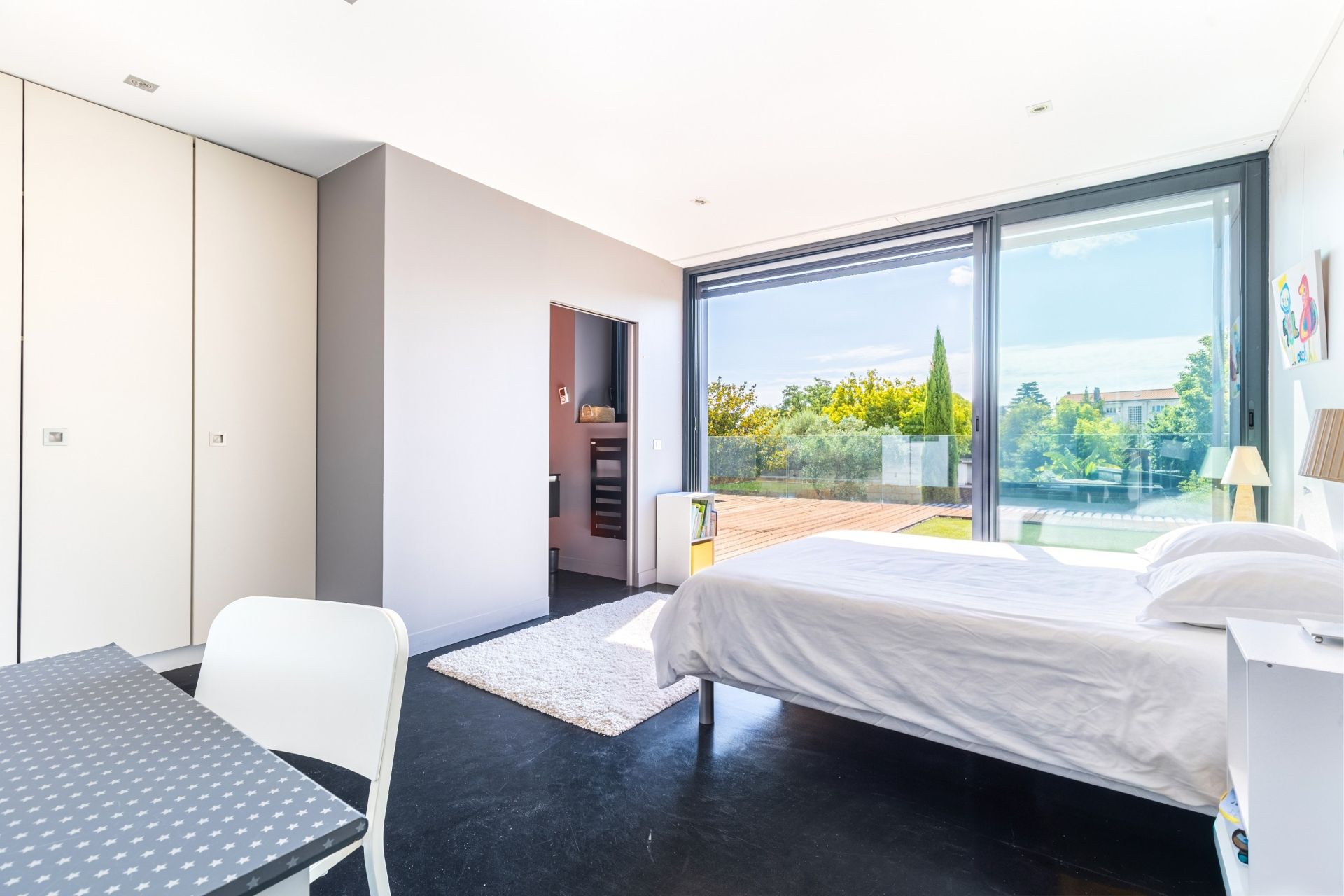 house 7 Rooms for sale on BORDEAUX (33000)