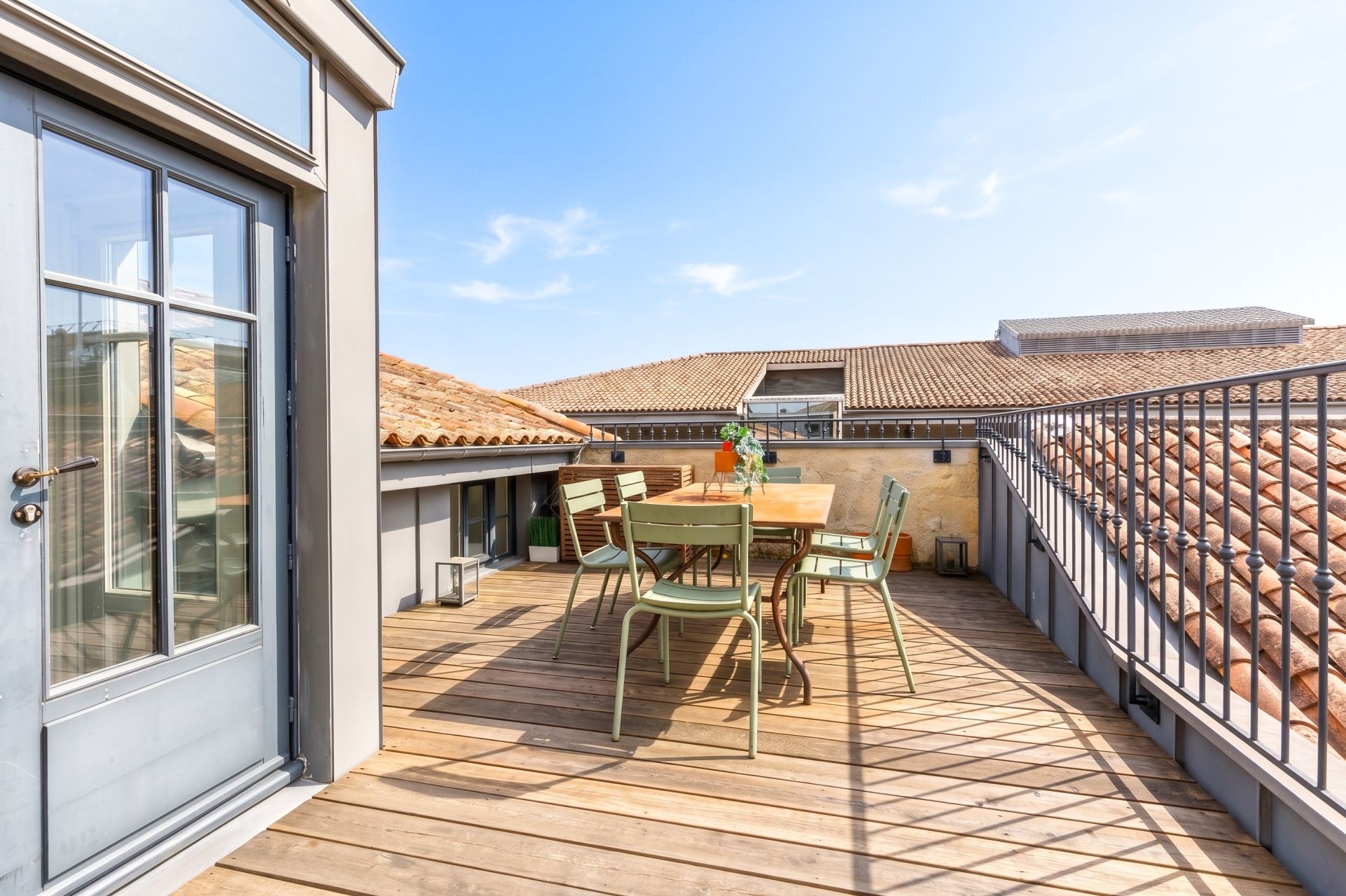 apartment 4 Rooms for sale on BORDEAUX (33000)