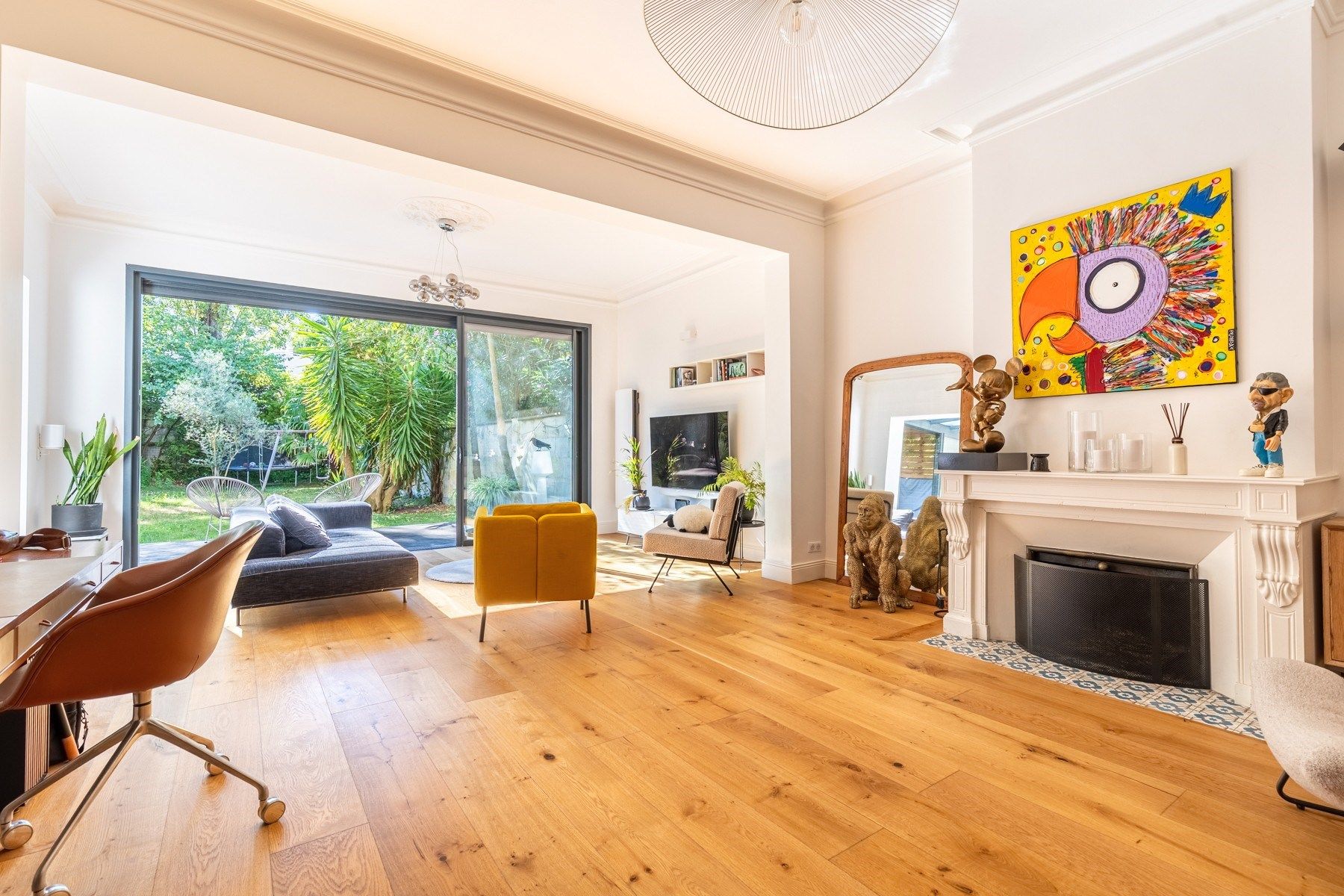 apartment 5 Rooms for sale on BORDEAUX (33000)