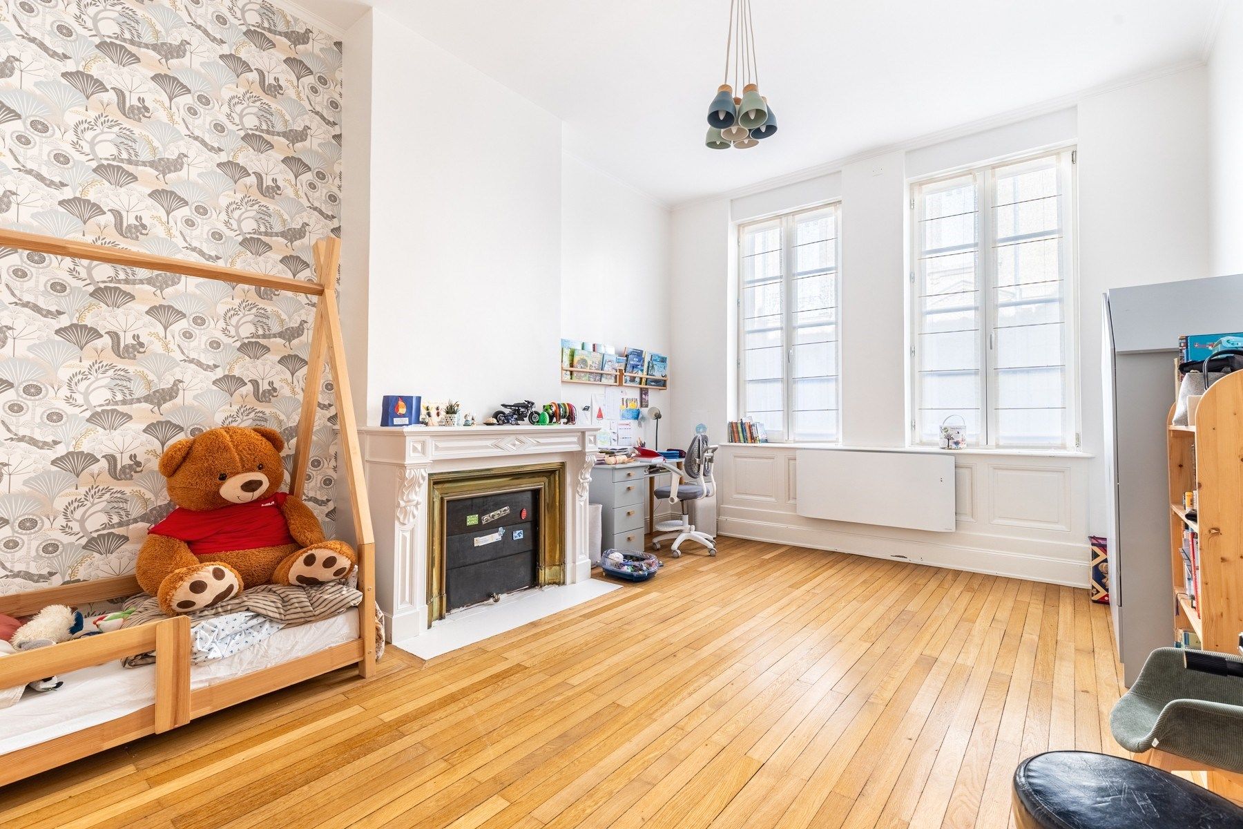 apartment 5 Rooms for sale on BORDEAUX (33000)
