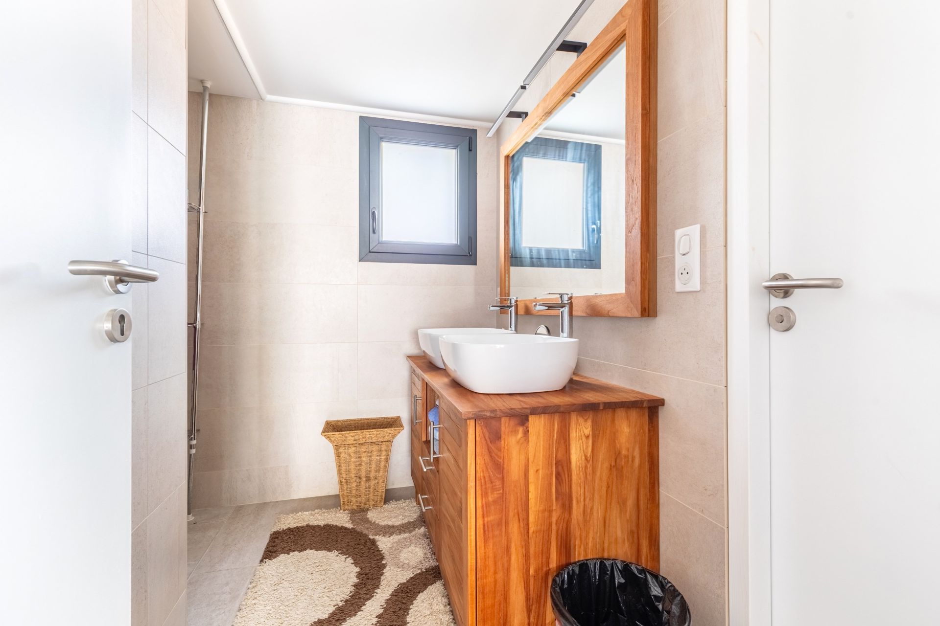 house 5 Rooms for sale on CAP FERRET (33970)