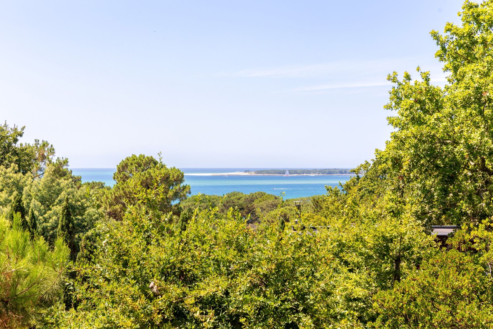 house 6 Rooms for sale on PYLA SUR MER (33115)