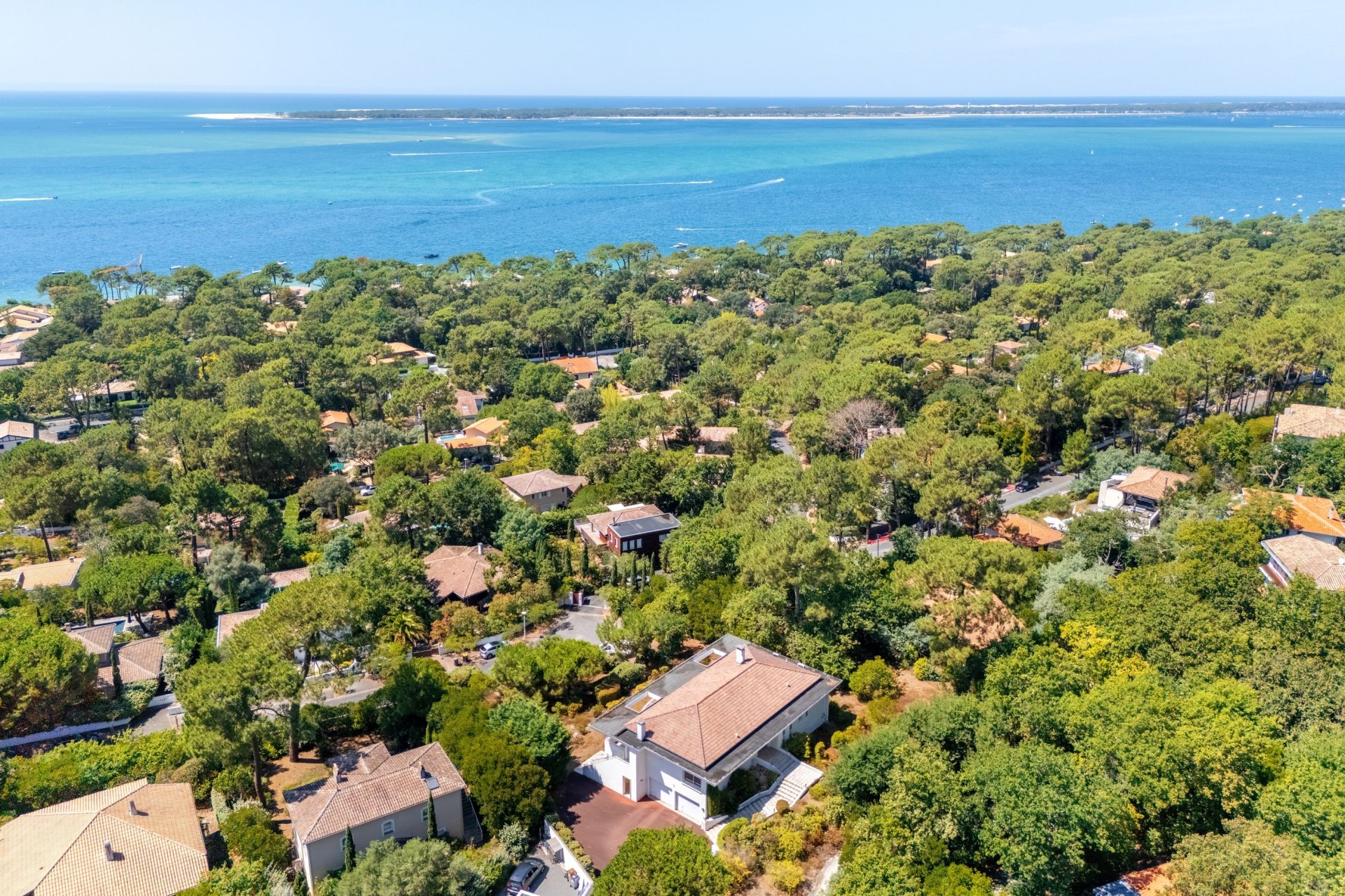 house 6 Rooms for sale on PYLA SUR MER (33115)
