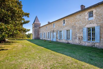 Sale Castle Bordeaux 10&nbsp;Rooms 512&nbsp;m²