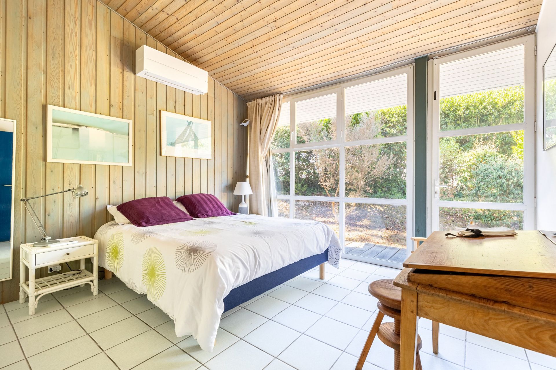 house 6 Rooms for sale on CAP FERRET (33970)
