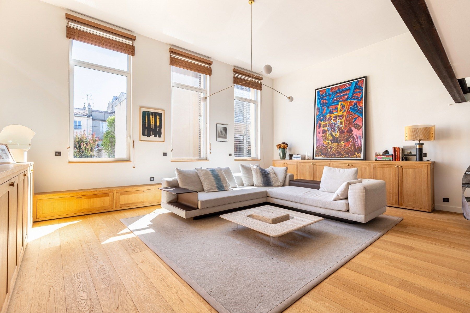 apartment 4 Rooms for sale on BORDEAUX (33000)