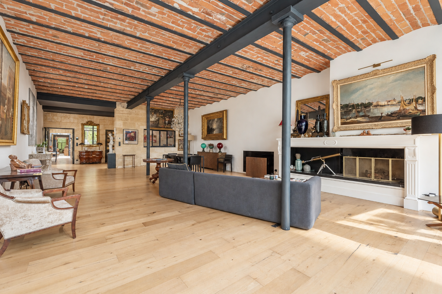 appartement 7 Pièces en vente sur BORDEAUX (33000)