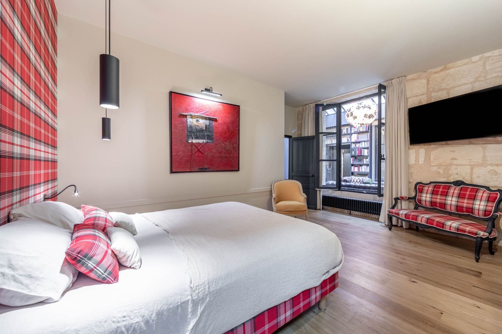 appartement 7 Pièces en vente sur BORDEAUX (33000)