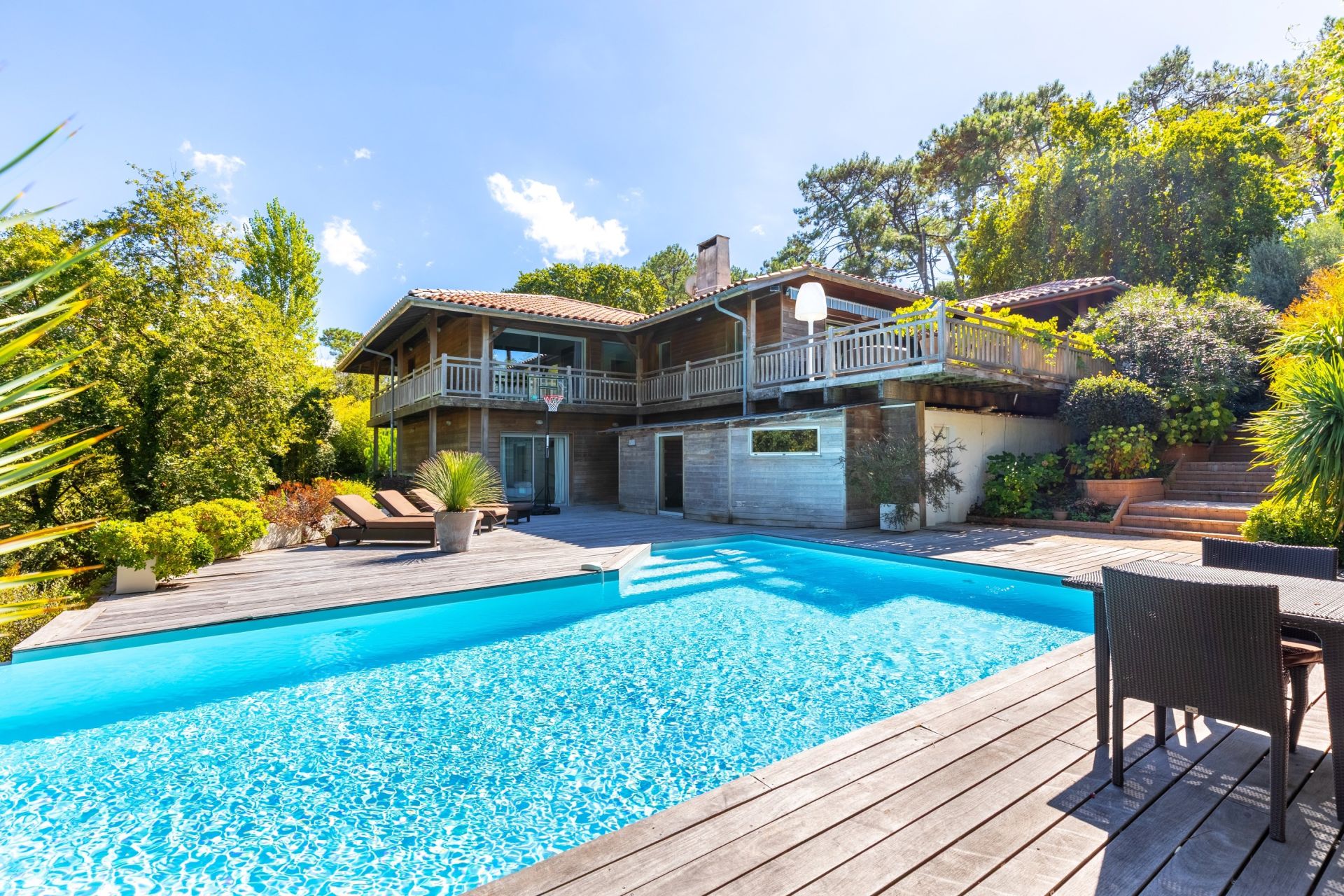 maison 10 Pièces en vente sur PYLA SUR MER (33115)
