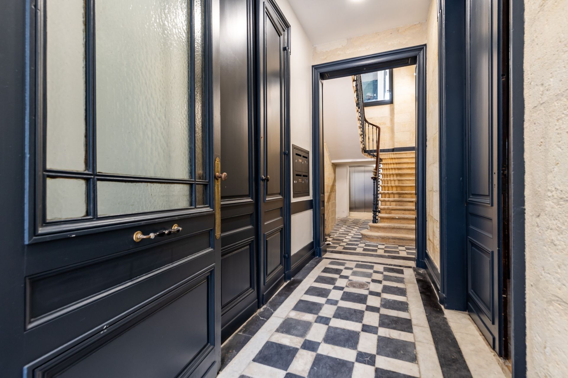 appartement 5 Pièces en vente sur BORDEAUX (33000)