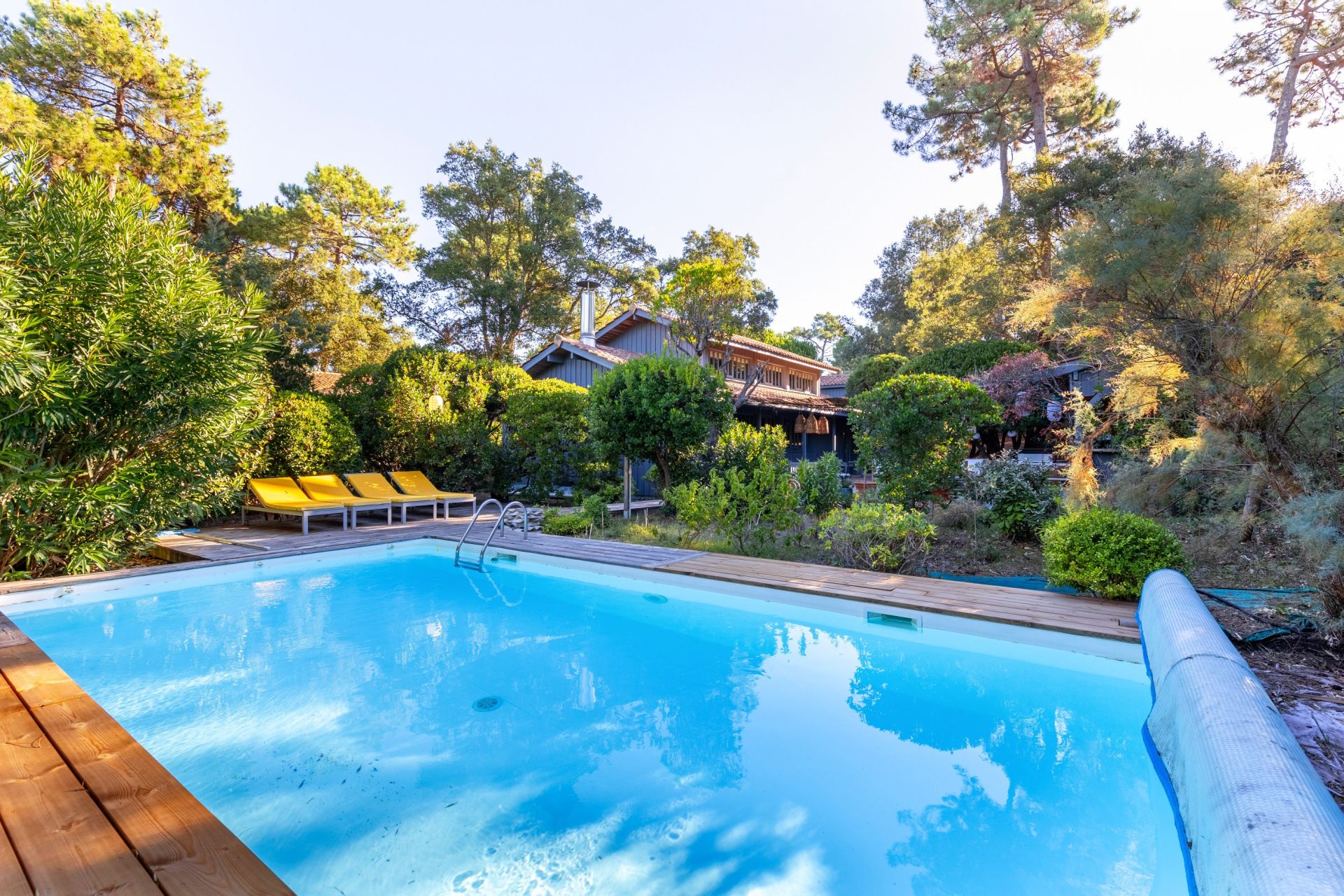 house 4 Rooms for sale on LE CANON (33950)