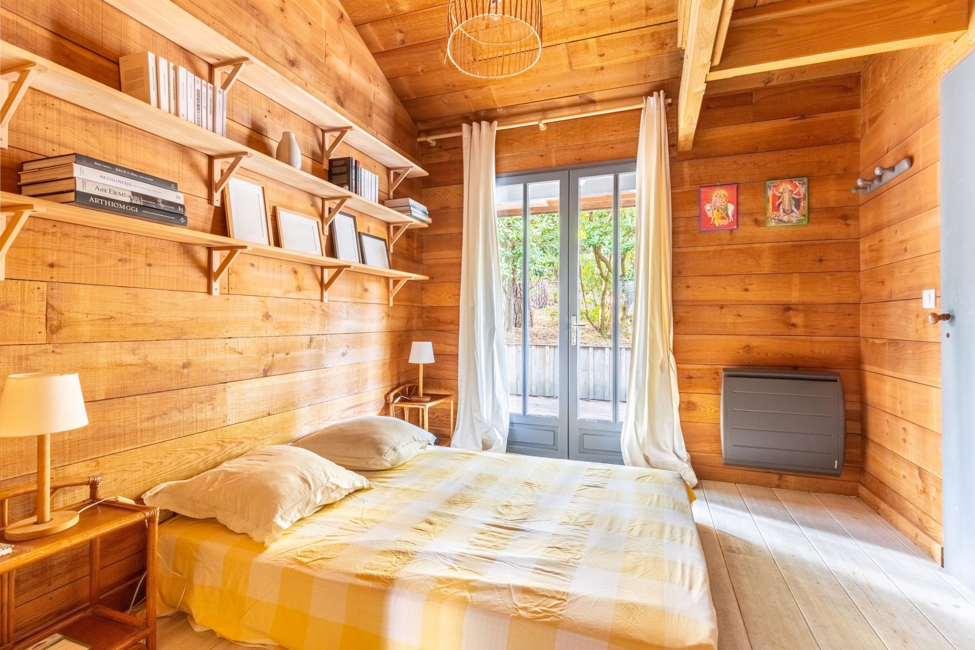 house 4 Rooms for sale on LE CANON (33950)