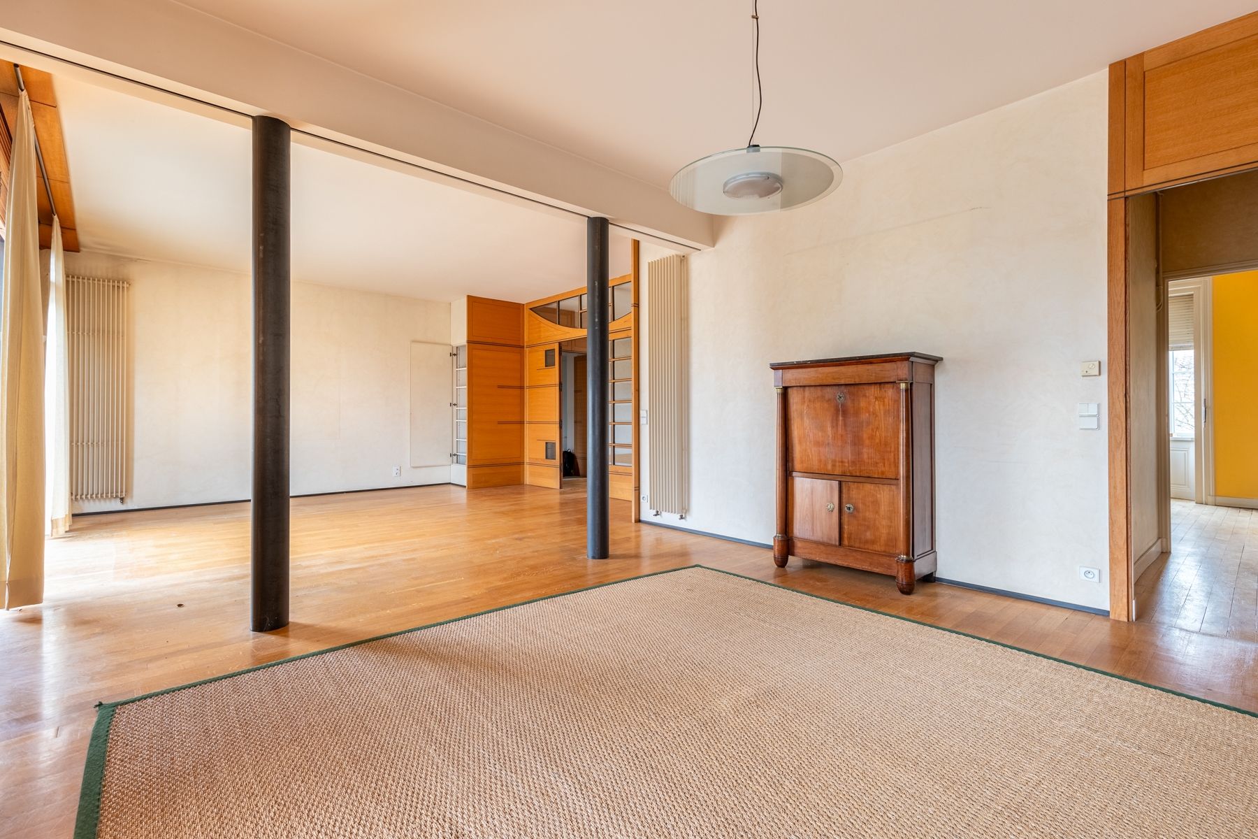 house 10 Rooms for sale on BORDEAUX (33000)