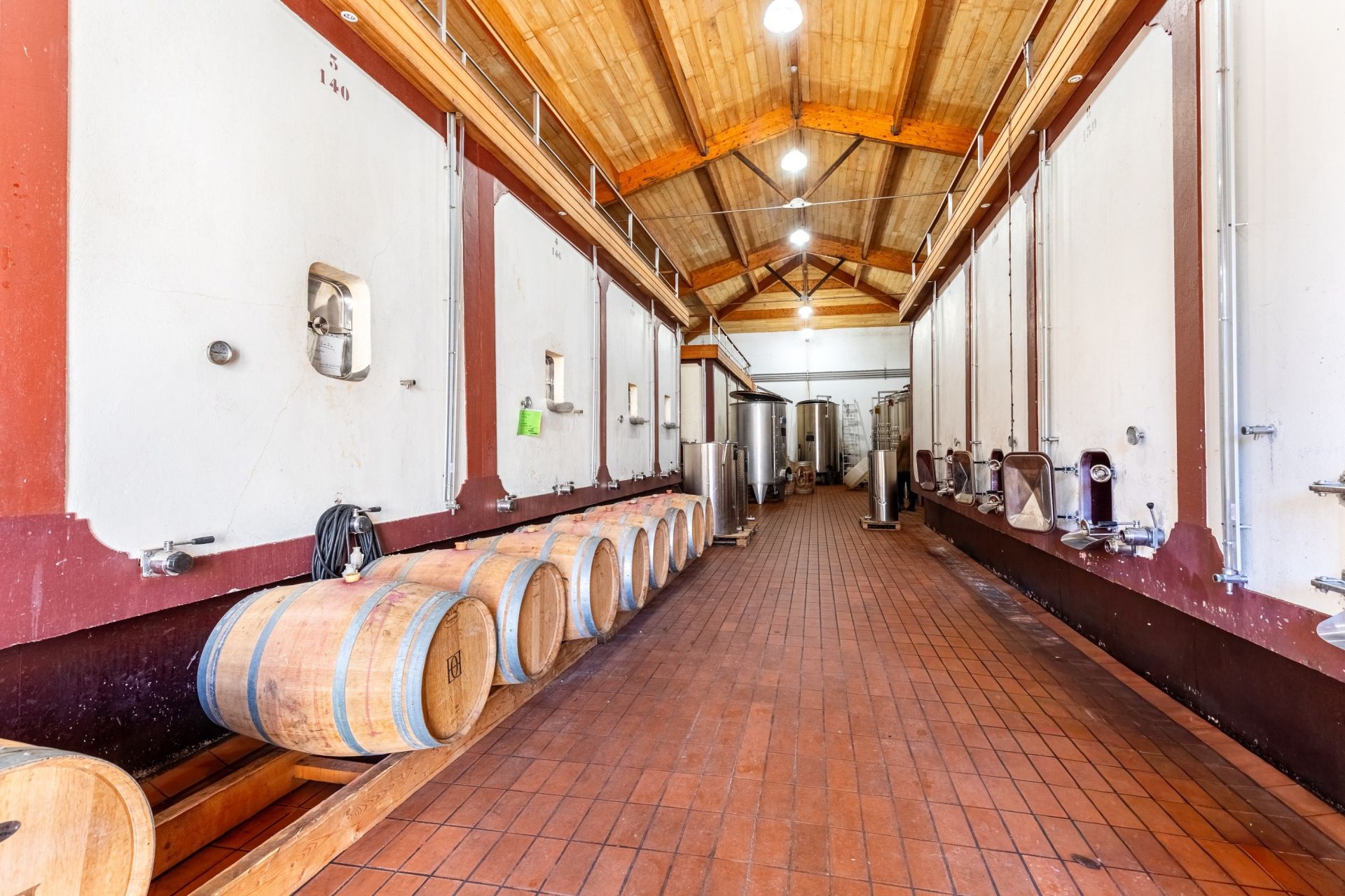 wine estate 9 Rooms for sale on ST ESTEPHE (33180)