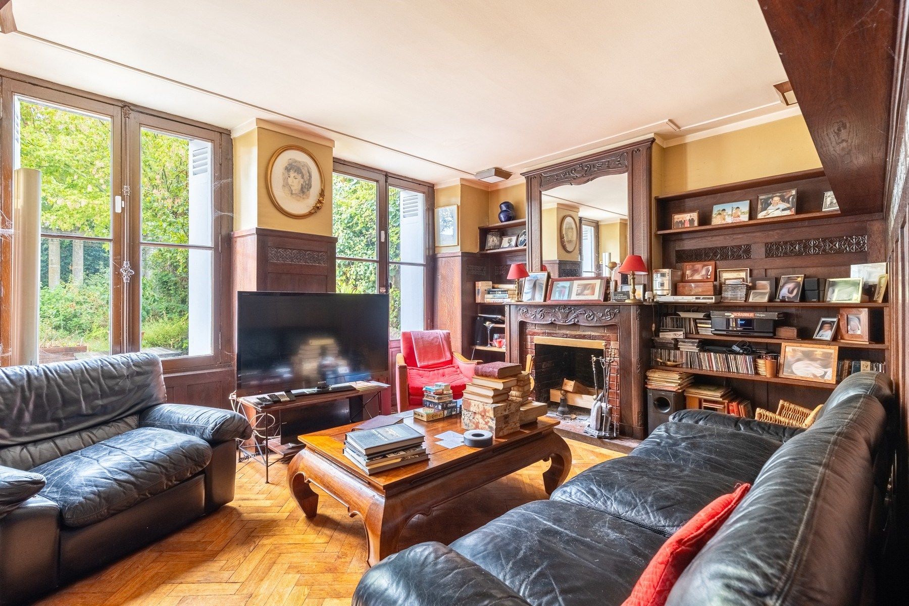 apartment 8 Rooms for sale on BORDEAUX (33000)