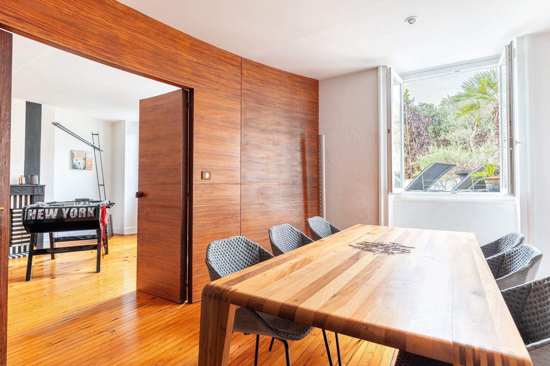 apartment 7 Rooms for sale on BORDEAUX (33000)
