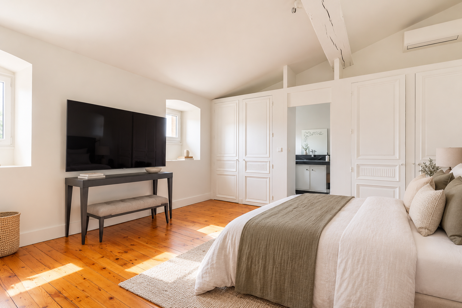 apartment 7 Rooms for sale on BORDEAUX (33000)