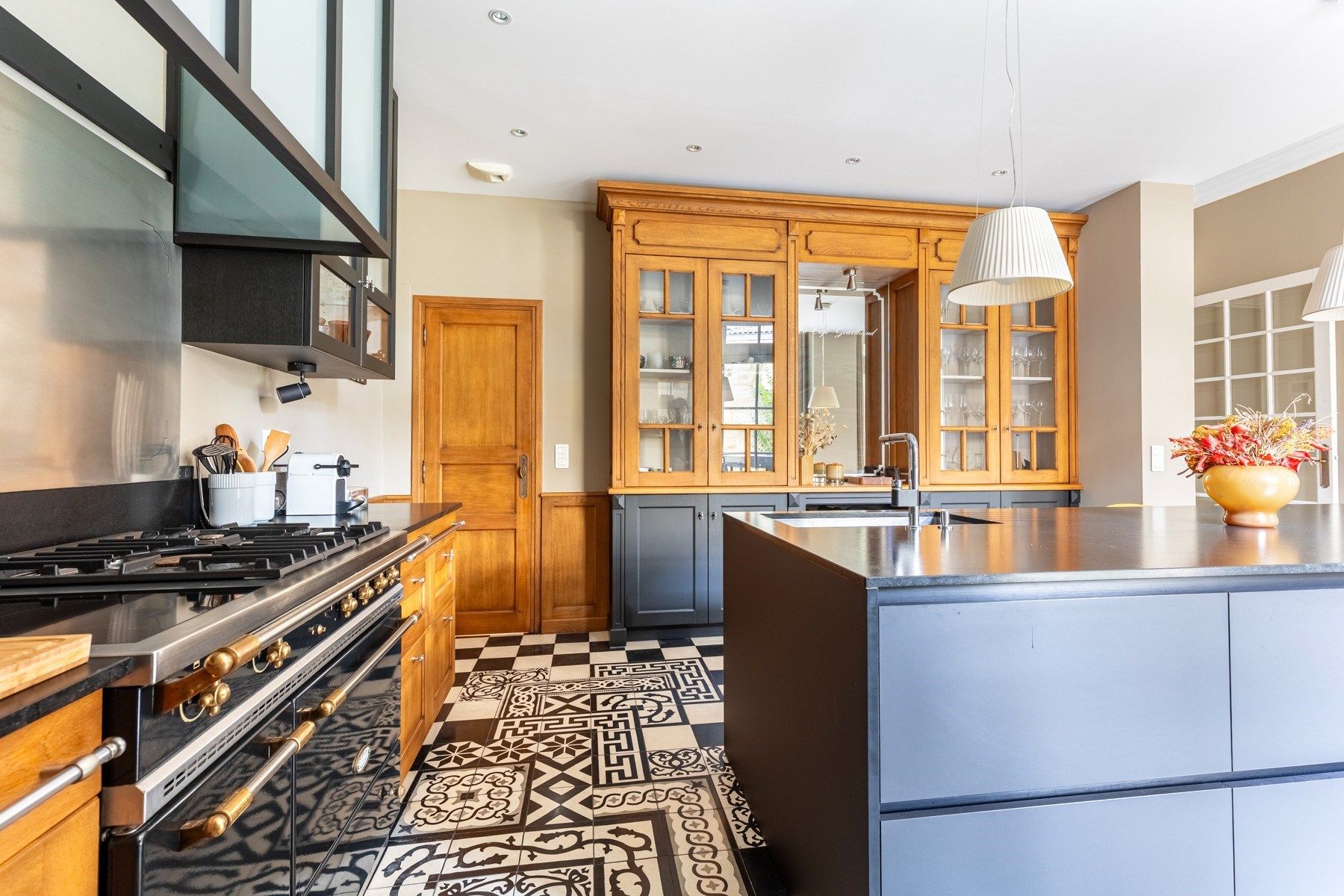 maison 10 Pièces en vente sur BORDEAUX (33000)