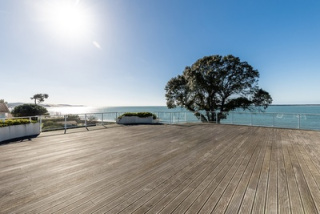 The market of waterfront villas for sale in Pyla-sur-Mer